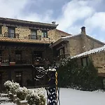 Casona Santa Coloma Szálloda *